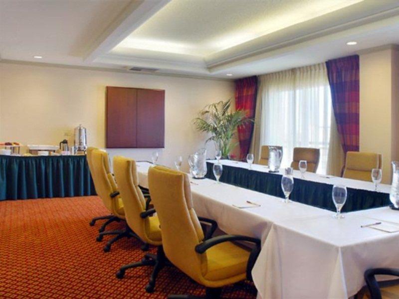Hotel Visalia Marriott At The Convention Center Extérieur photo