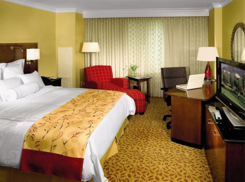 Hotel Visalia Marriott At The Convention Center Extérieur photo