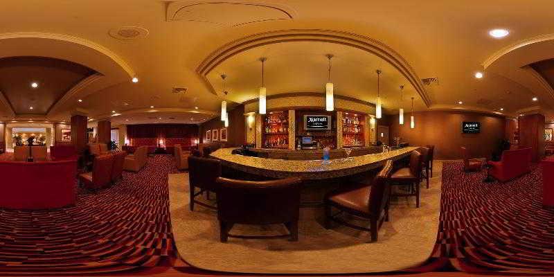 Hotel Visalia Marriott At The Convention Center Extérieur photo