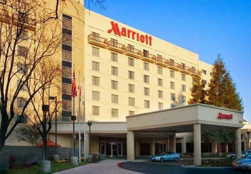 Hotel Visalia Marriott At The Convention Center Extérieur photo