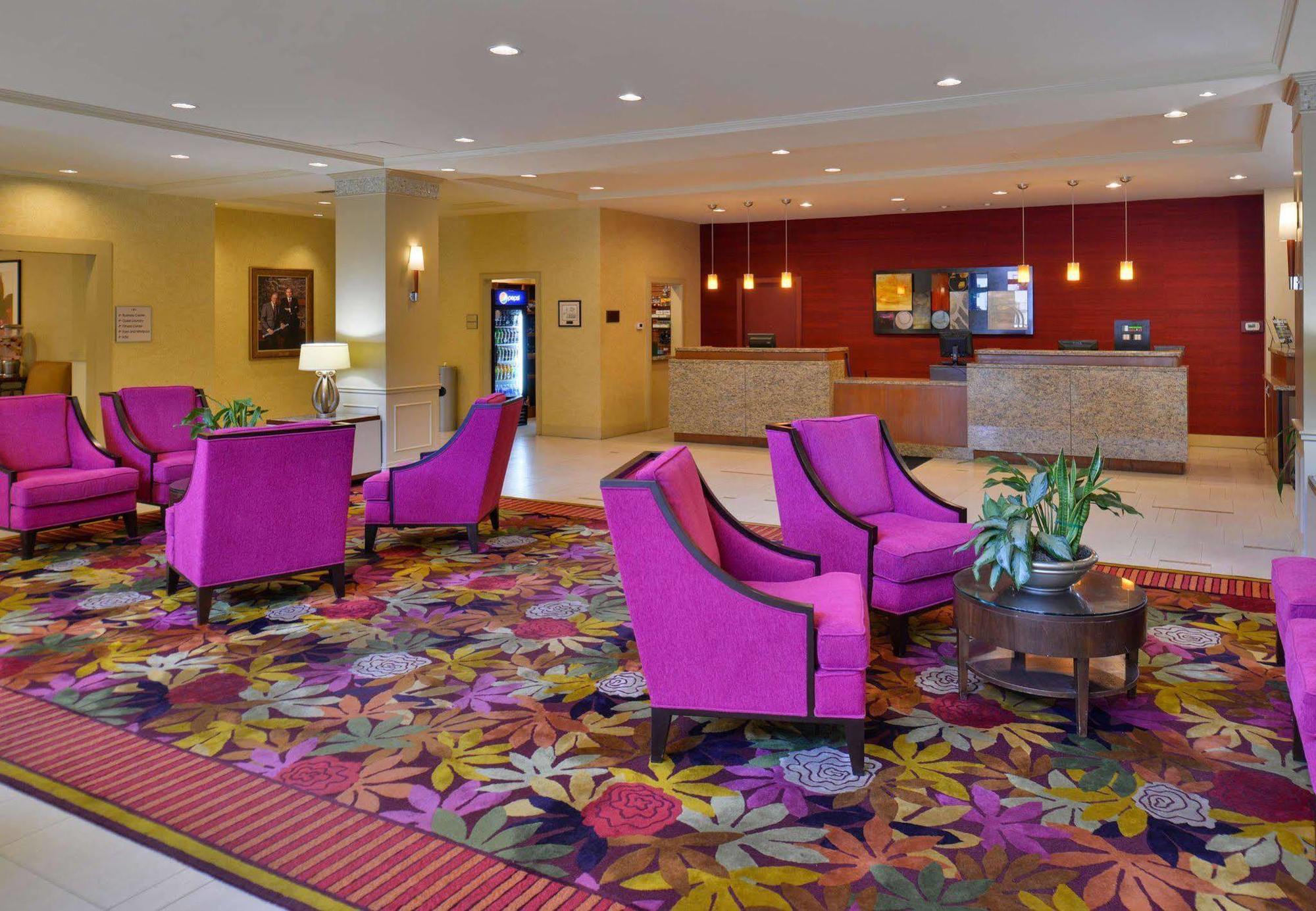 Hotel Visalia Marriott At The Convention Center Extérieur photo